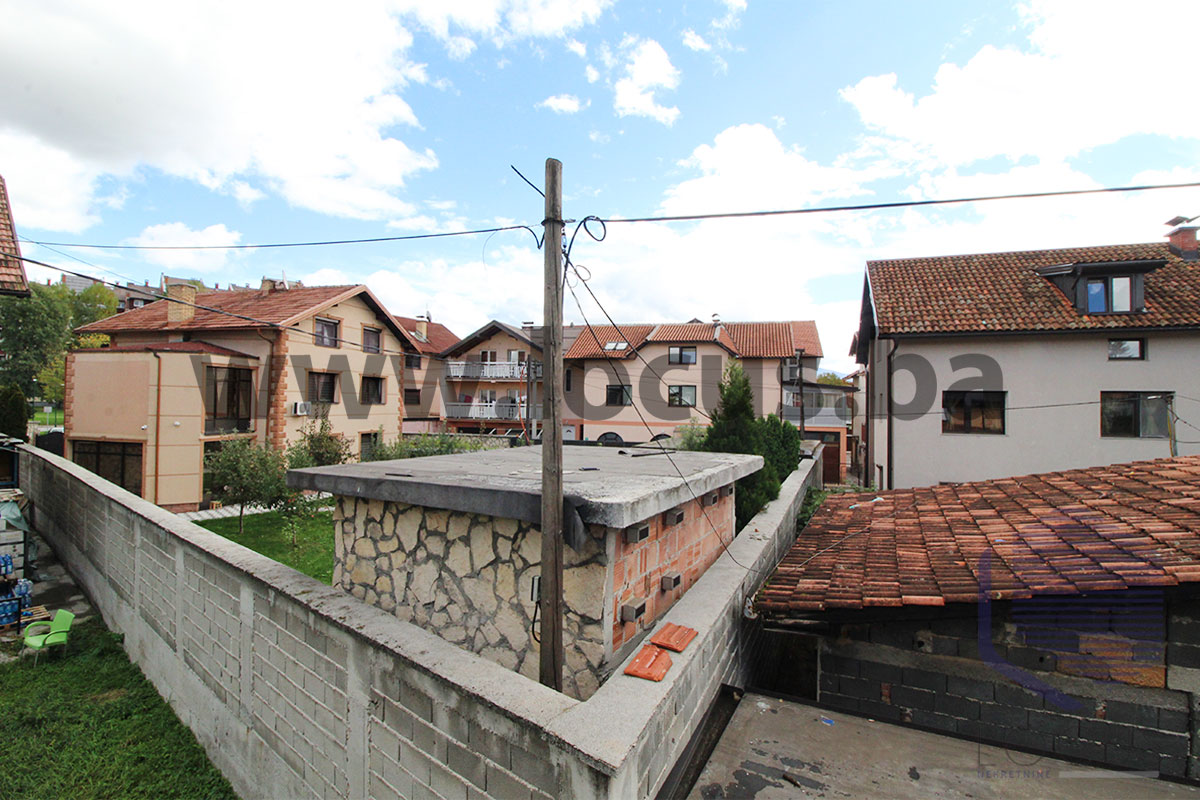 18 Pogled 1.jpg
